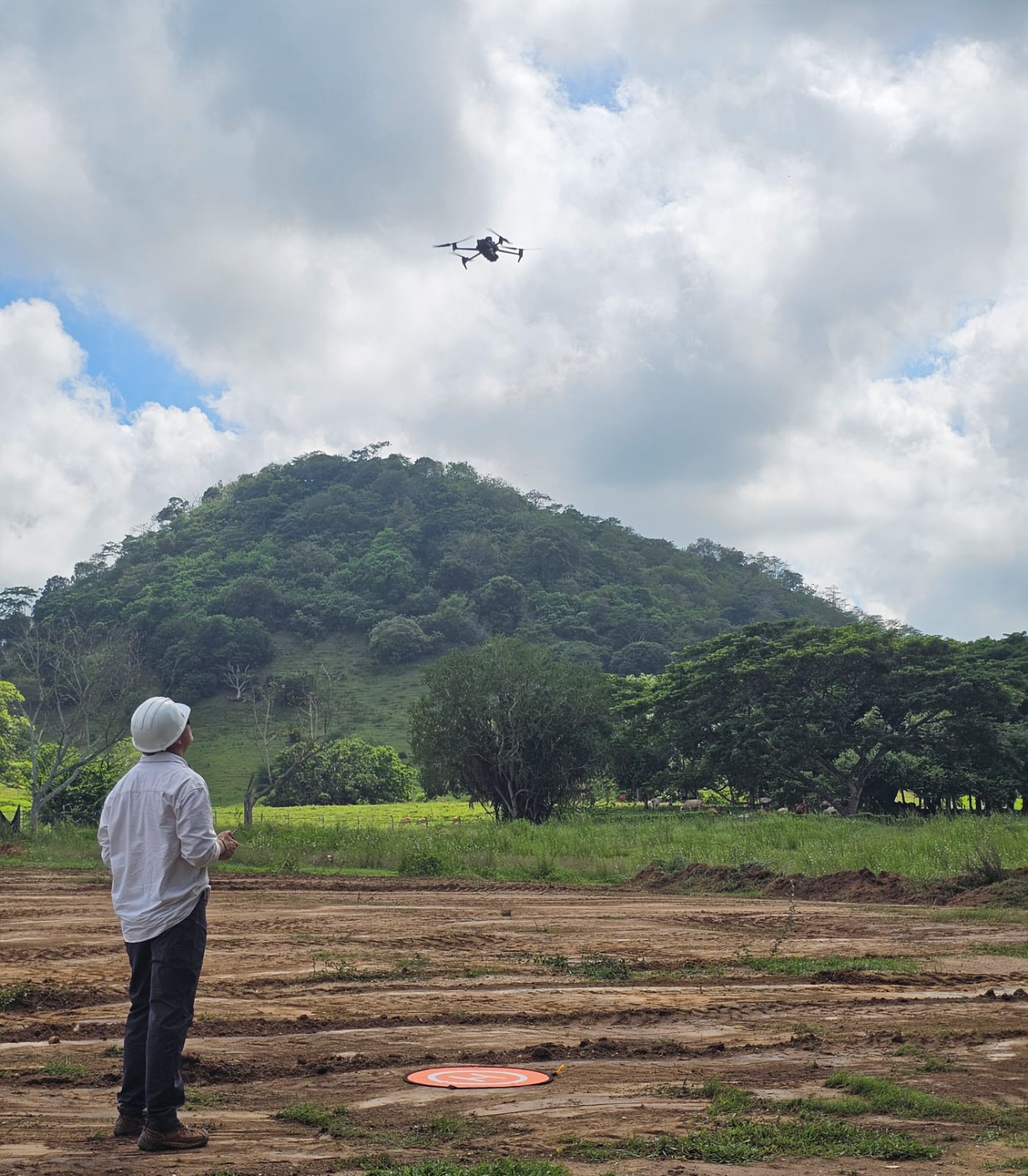 Proyecto de topografía con drones RTK en Ciénaga de Oro, Córdoba